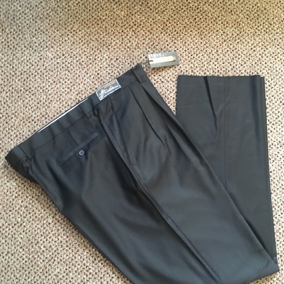 New Gianni manzoni men’s dress pants navy blue wool pleated 42W Italy nwt 38